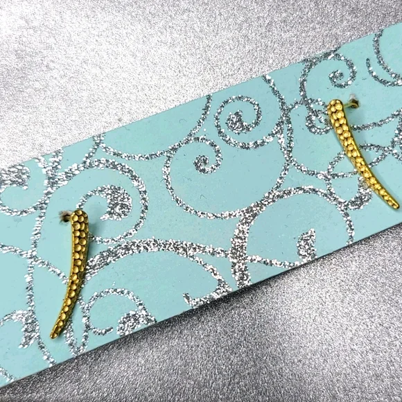 Earrings Ear Climber Gold Tone Delicate Fashion Jewelry Everyday Unique Gift Fun - Picture 2 of 3